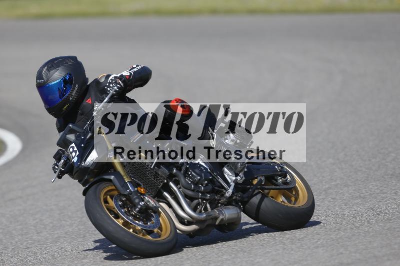 /07 09.04.2026 Cornu Master School ADR/Gruppe blau/8